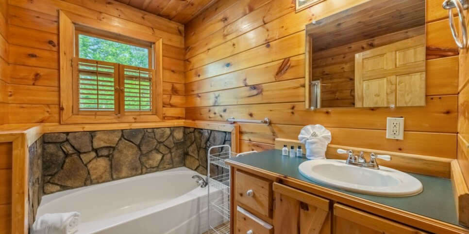 Epworth - Park Hollow - Bathroom