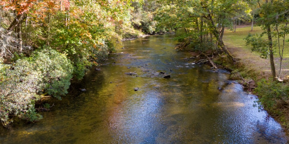 Ellijay Ga Cabin - Peaceful River Hideaway - Exterior