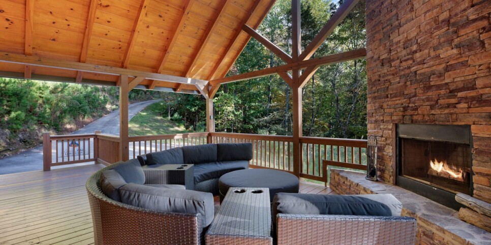 Ellijay Ga Cabin - Peaceful River Hideaway - Exterior