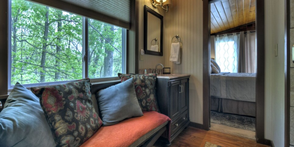 Blue Ridge - Fireside Bluff - Bathroom