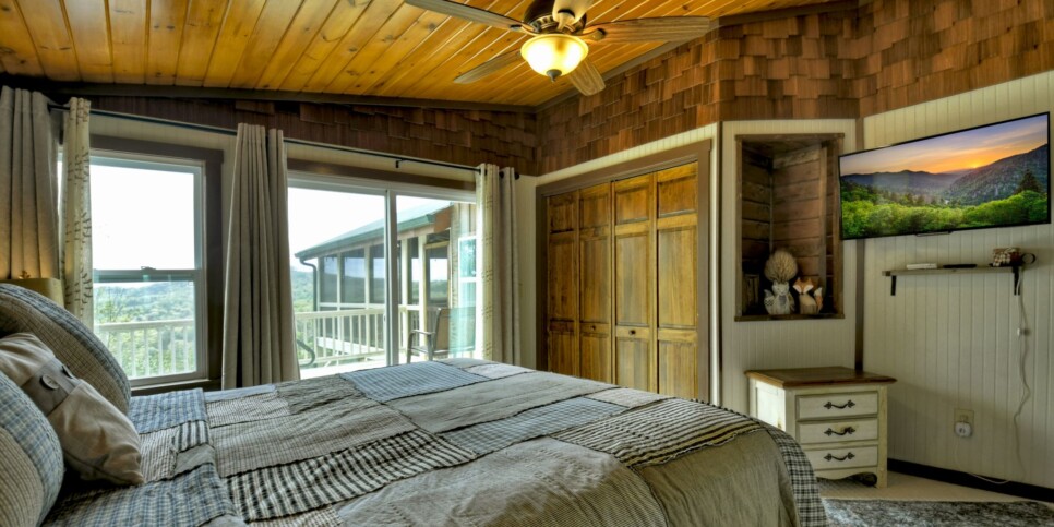 Blue Ridge - Fireside Bluff - Bedroom