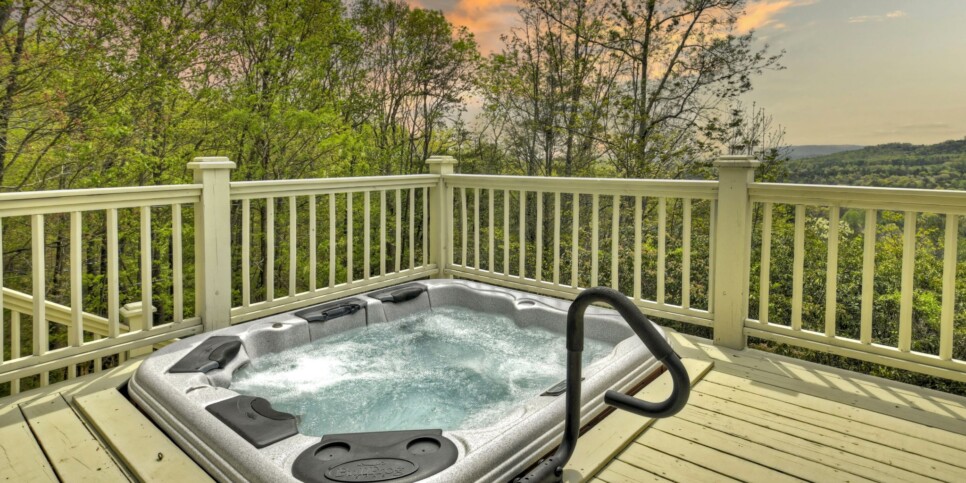 Blue Ridge - Fireside Bluff - Exterior