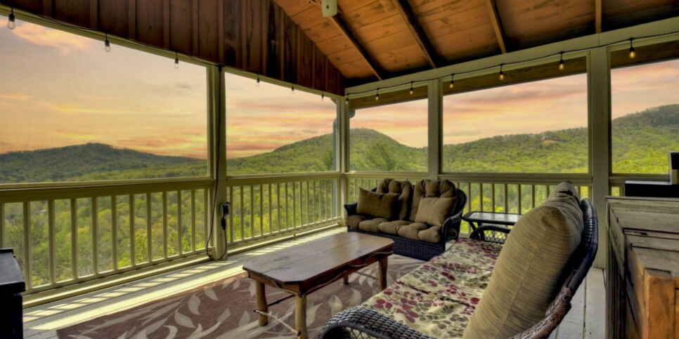 Blue Ridge - Fireside Bluff - Exterior