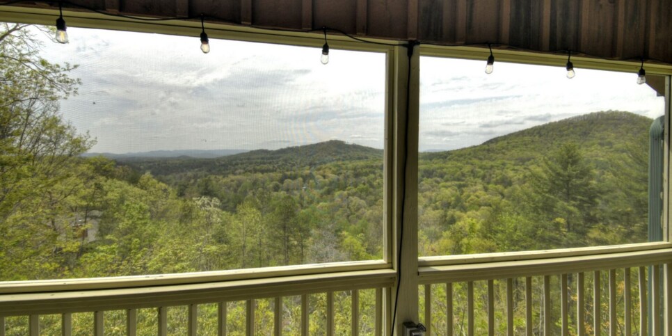 Blue Ridge - Fireside Bluff - Exterior