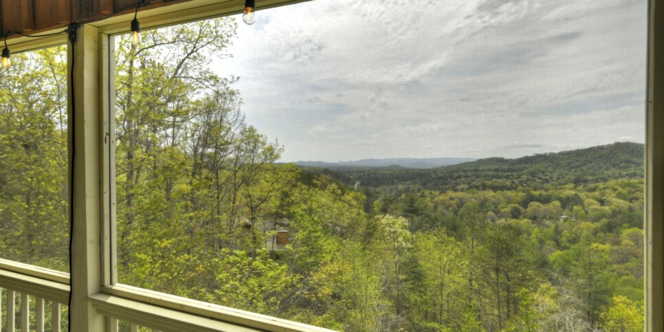 Blue Ridge - Fireside Bluff - Exterior