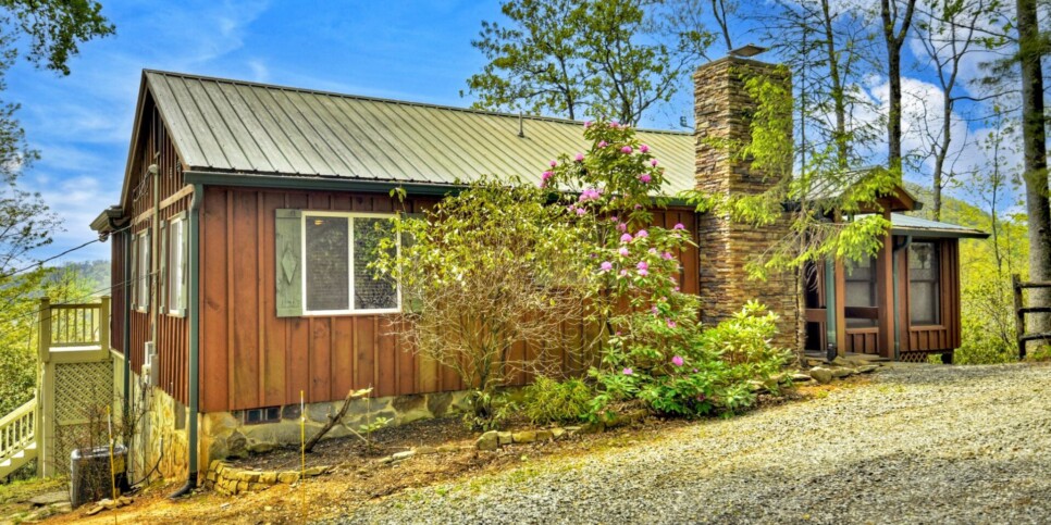 Blue Ridge - Fireside Bluff - Exterior