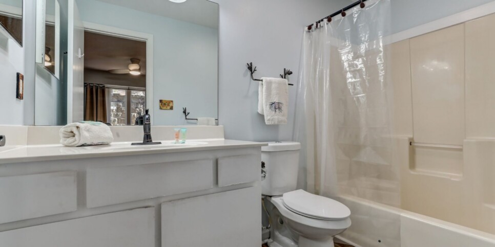 Big Canoe - 403A Sconti View 2 - Bathroom