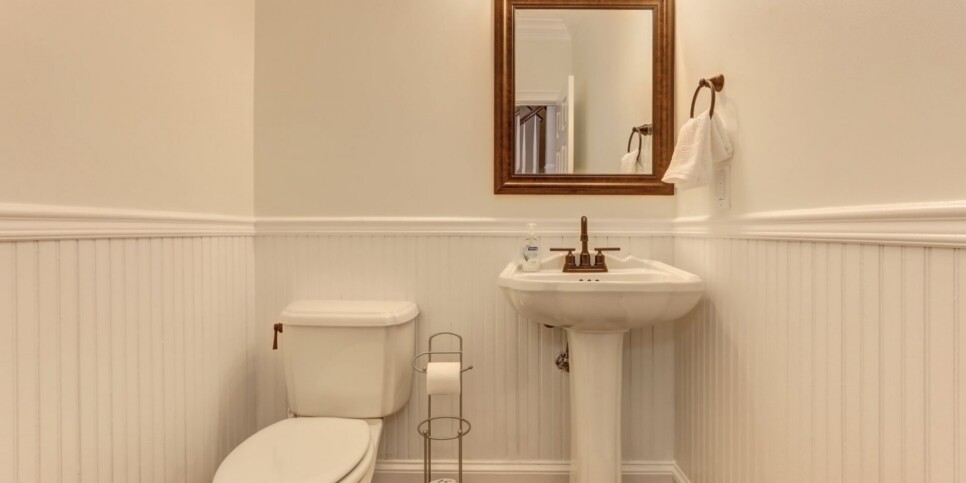 Big Canoe Rental - McElroy Manor - Bathroom
