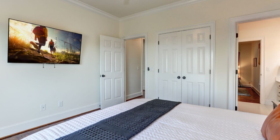 Big Canoe Rental - McElroy Manor - Bedroom