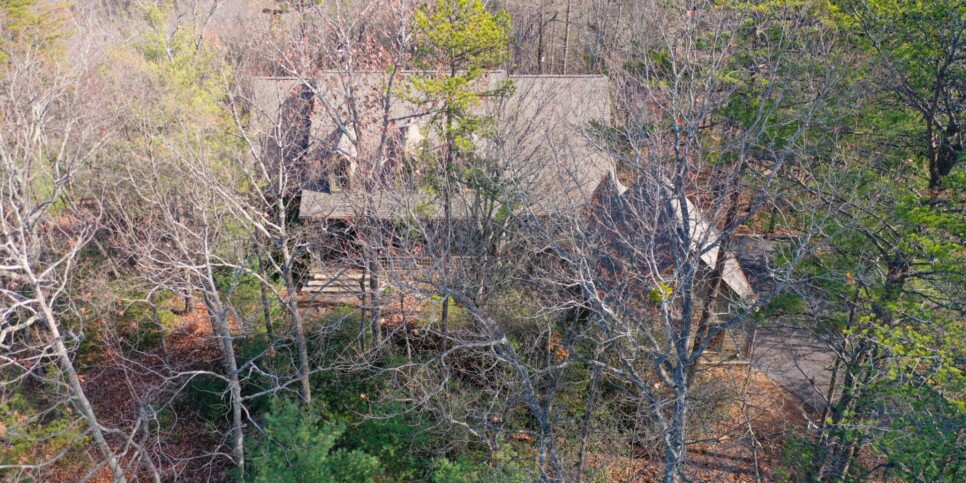 Big Canoe Rental - McElroy Manor - Exterior
