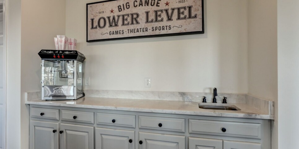 Big Canoe Rental - McElroy Manor - Recreation
