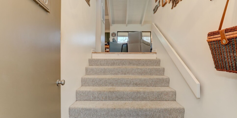 Big Canoe - Misty Ridge - Living Room