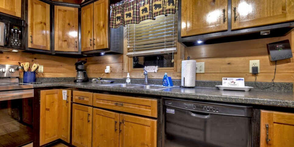 Blue Ridge - Blue Ridge Bliss - Kitchen