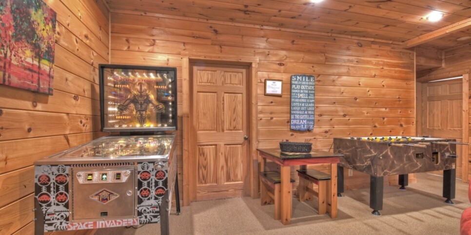 Blue Ridge - Blue Ridge Bliss - Rec Room