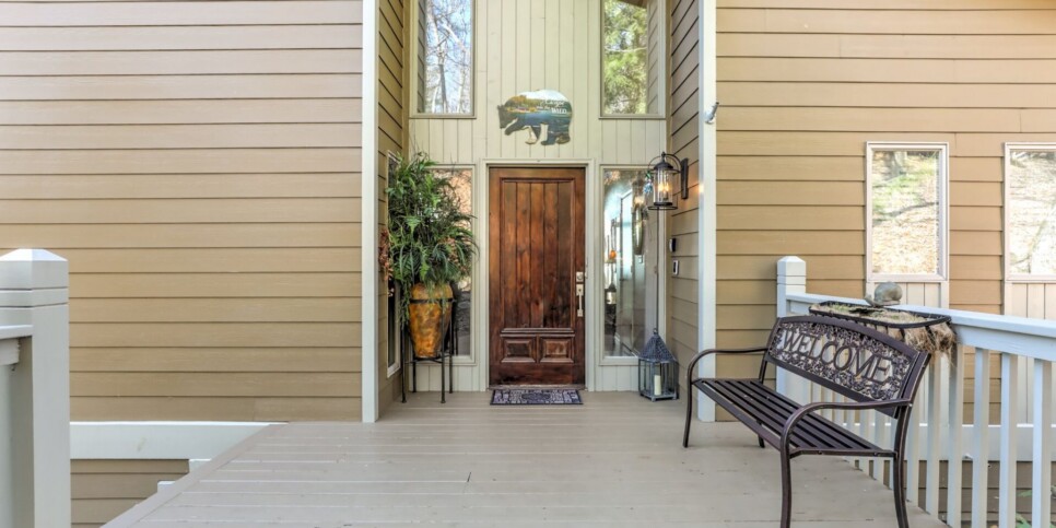 Big Canoe - The Grateful Den - Exterior