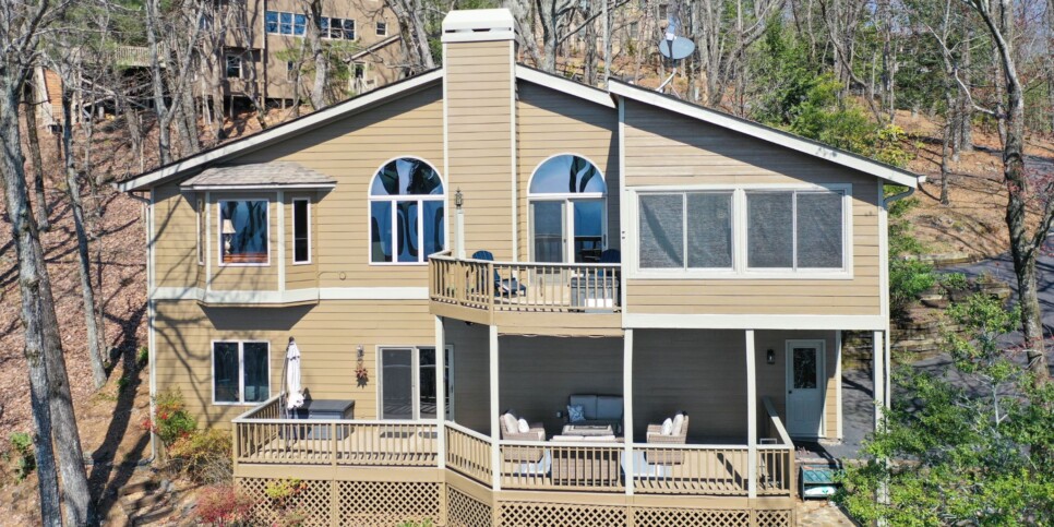 Big Canoe - The Grateful Den - Exterior