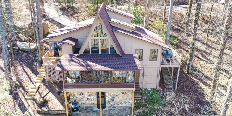 Bent Tree Chalet - Cozy Days Hideaway - Exterior