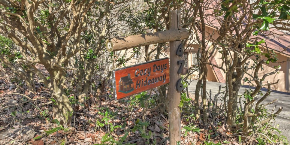 Bent Tree Chalet - Cozy Days Hideaway - Exterior