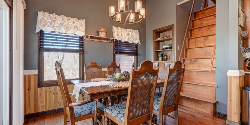 Bent Tree Chalet - Cozy Days Hideaway - Kitchen