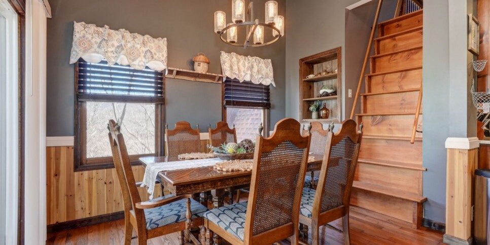 Bent Tree Chalet - Cozy Days Hideaway - Kitchen