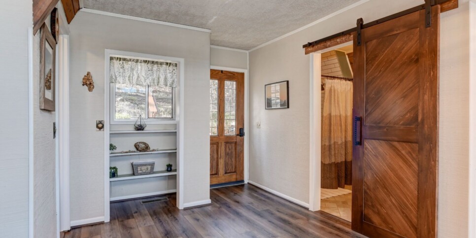 Bent Tree Chalet - Cozy Days Hideaway - Living