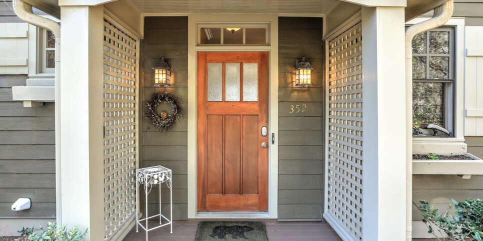 Big Canoe - Doctors Orders - Exterior