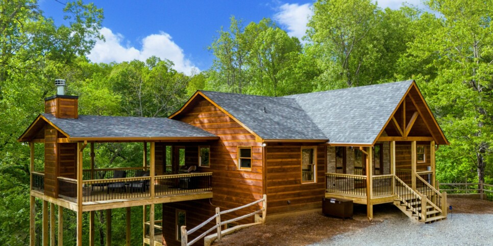 Blue Ridge - Whiskey & Woods - Exterior