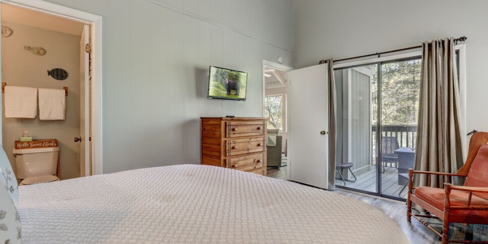 Big Canoe - Castaway Cottage - Bedroom