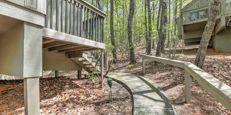 Big Canoe - Castaway Cottage - Exterior