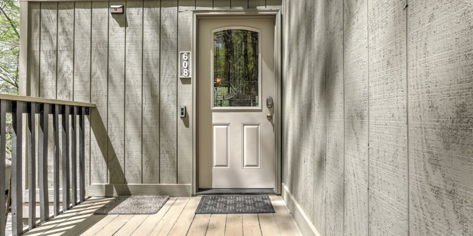 Big Canoe - Castaway Cottage - Exterior