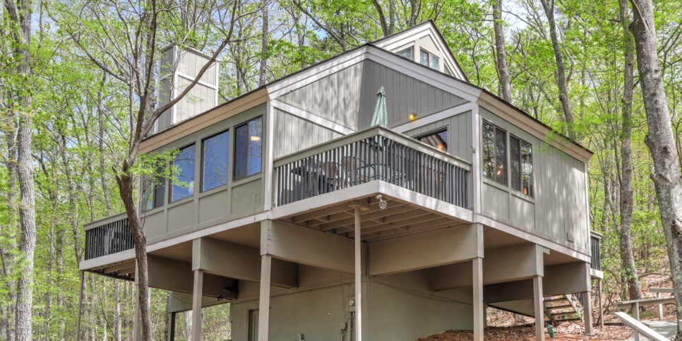 Big Canoe - Castaway Cottage - Exterior