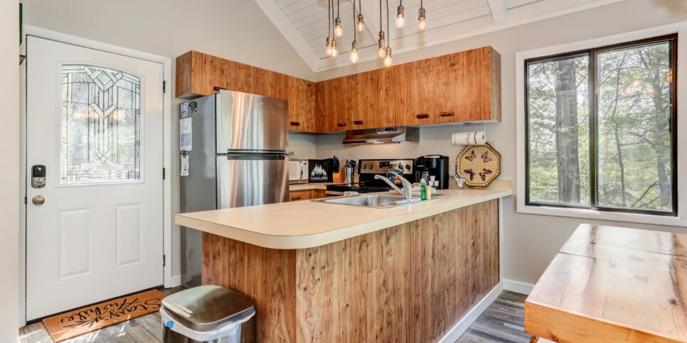 Big Canoe - Castaway Cottage - Kitchen