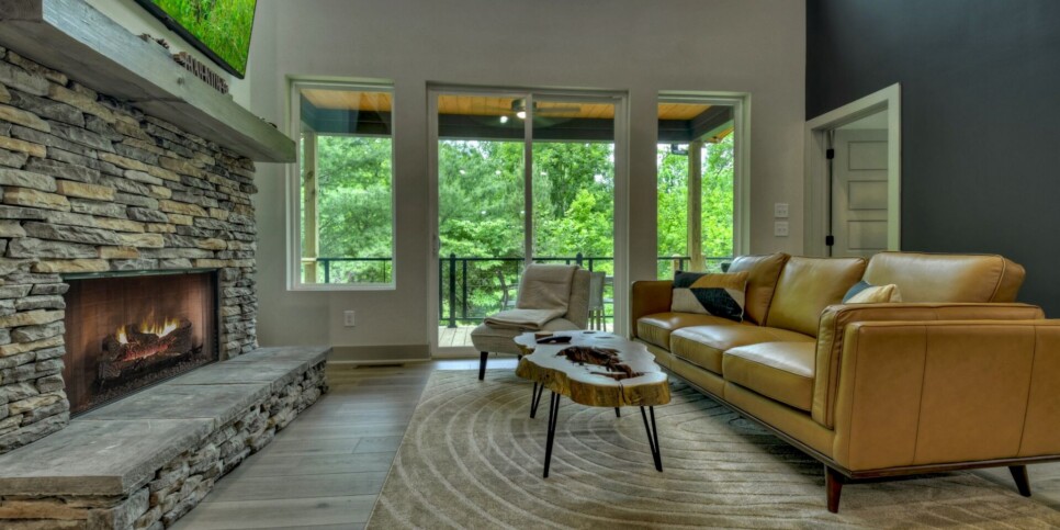 Blue Ridge - Casa Moderne - Living Room