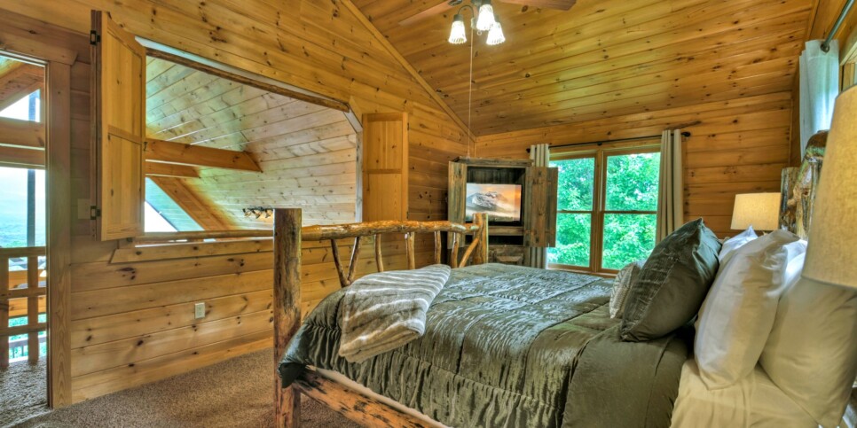 Blue Ridge - Summit Escape - Bedroom