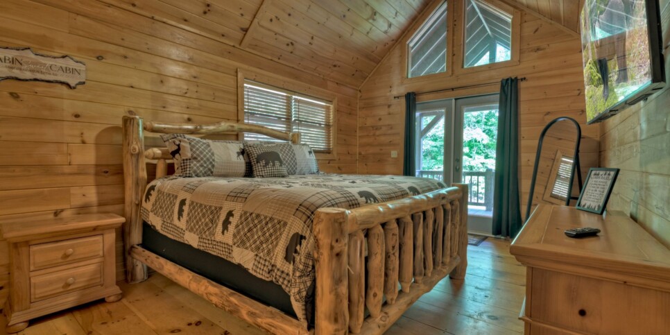 Cherry Log - Cherry Creek Retreat - Bedroom