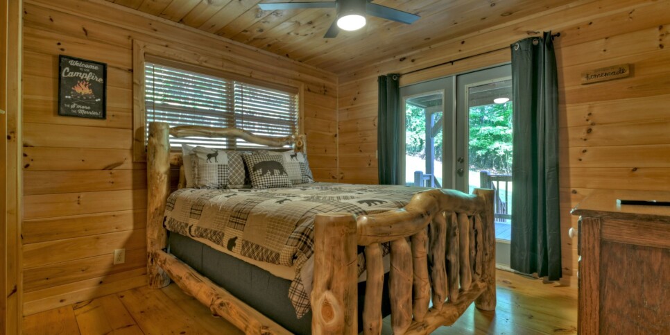 Cherry Log - Cherry Creek Retreat - Bedroom