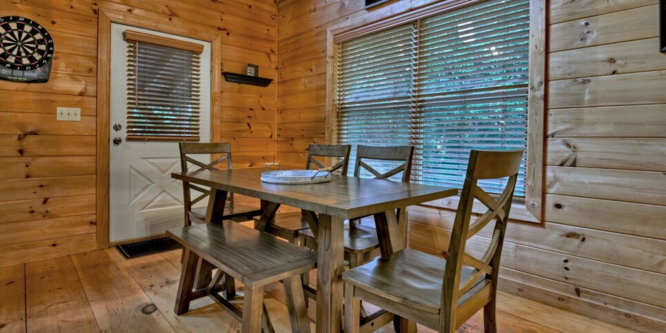 Cherry Log - Cherry Creek Retreat - Kitchen