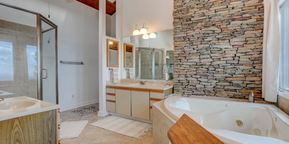 Big Canoe - Mountain Top Escape - Bathroom
