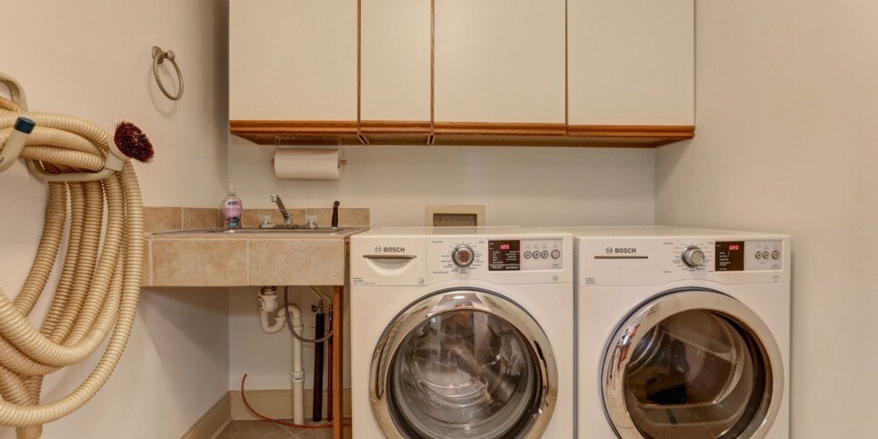 Big Canoe - Mountain Top Escape - Laundry