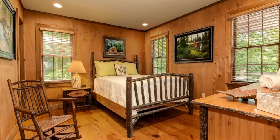 Big Canoe - Plummer Lodge - Bedroom
