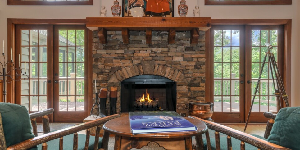 Big Canoe - Plummer Lodge - Bedroom