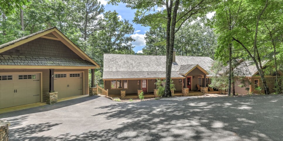 Big Canoe - Plummer Lodge - Exterior