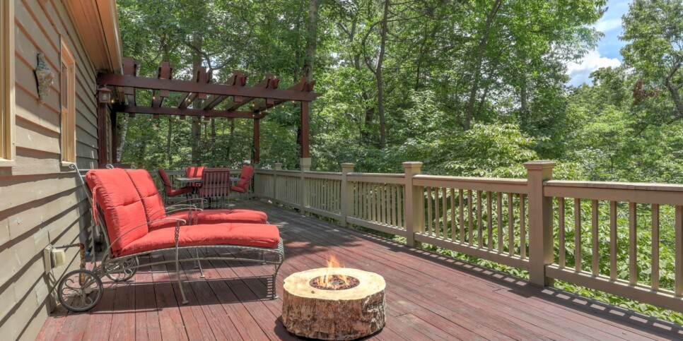 Big Canoe - Plummer Lodge - Exterior