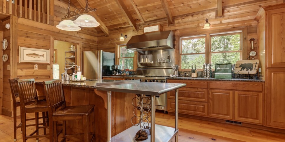 Big Canoe - Plummer Lodge - Kitchen