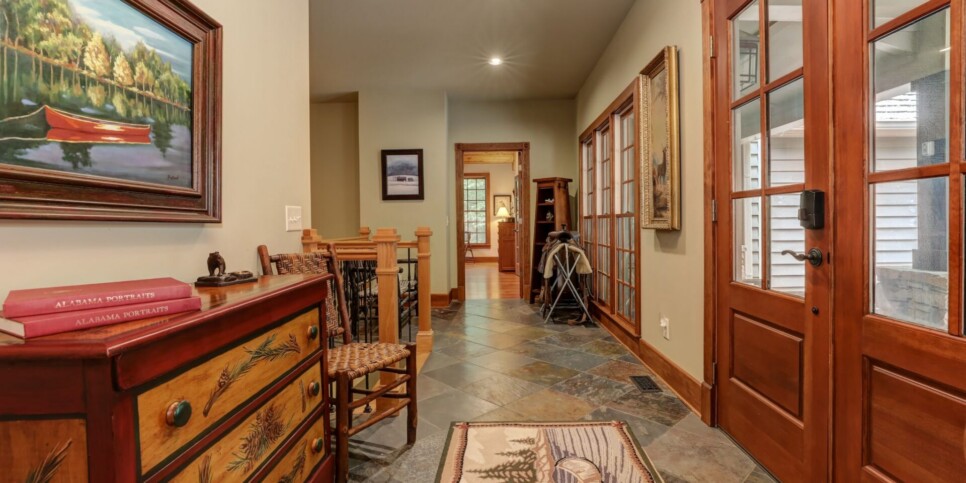 Big Canoe - Plummer Lodge - Living Room