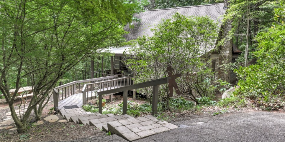 Big Canoe - Timber Lodge - Exterior