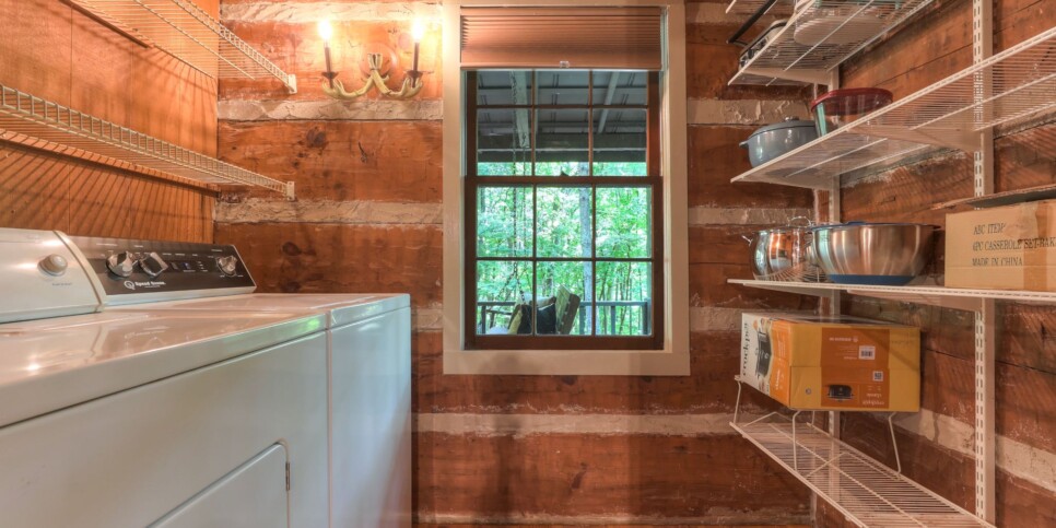 Big Canoe - Timber Lodge - Laundry Room