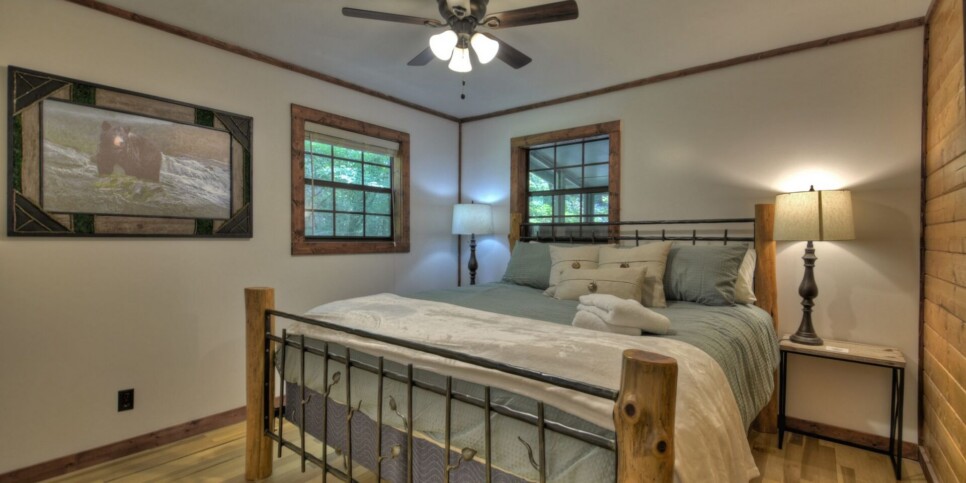 Blue Ridge - Aska River House - Bedroom