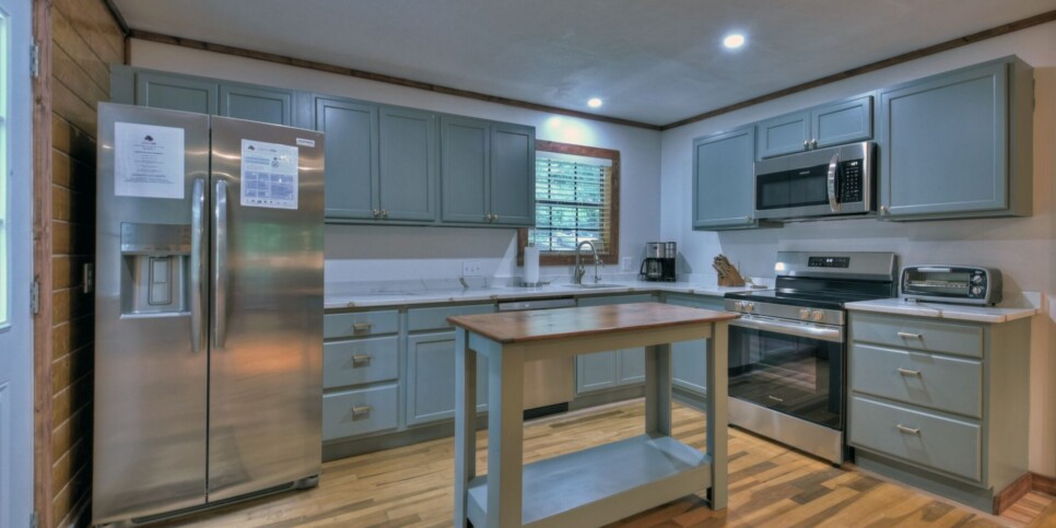 Blue Ridge - Aska River House - Kitchen