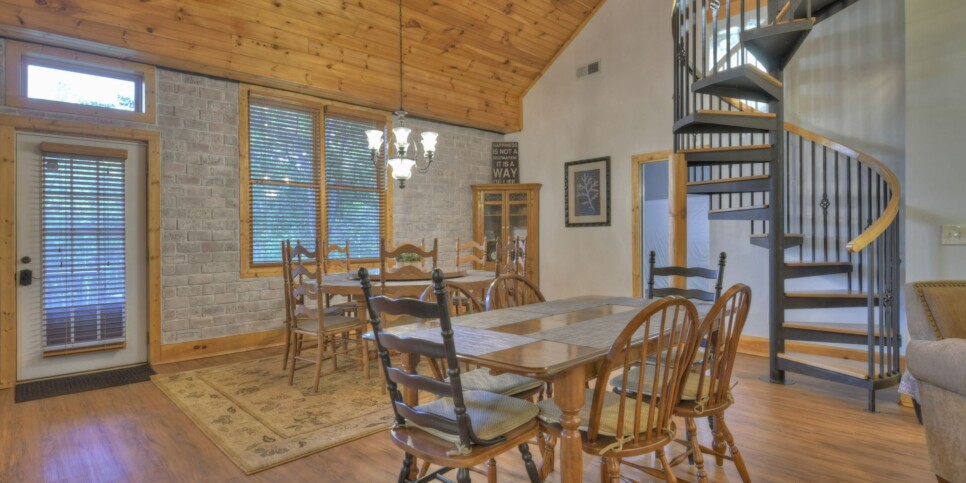 Blue Ridge - Snowbird Sanctuary - Kitchen